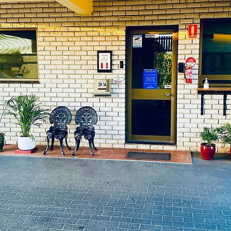 Sapphire City Motor Inn Inverell Bagian luar foto
