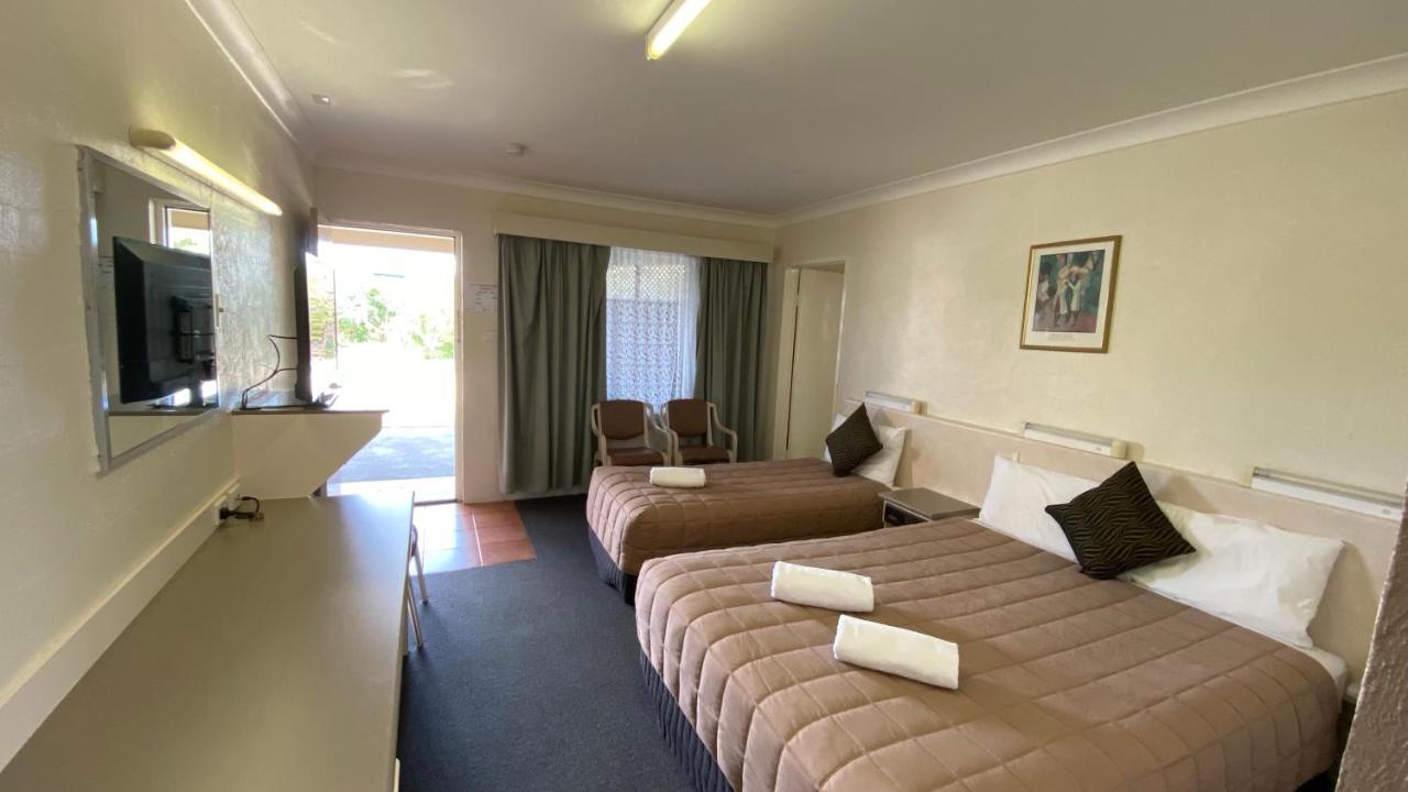 Sapphire City Motor Inn Inverell Bagian luar foto