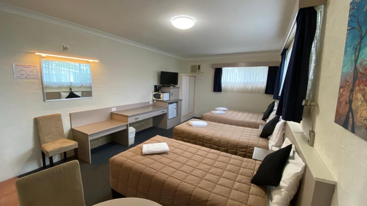 Sapphire City Motor Inn Inverell Bagian luar foto