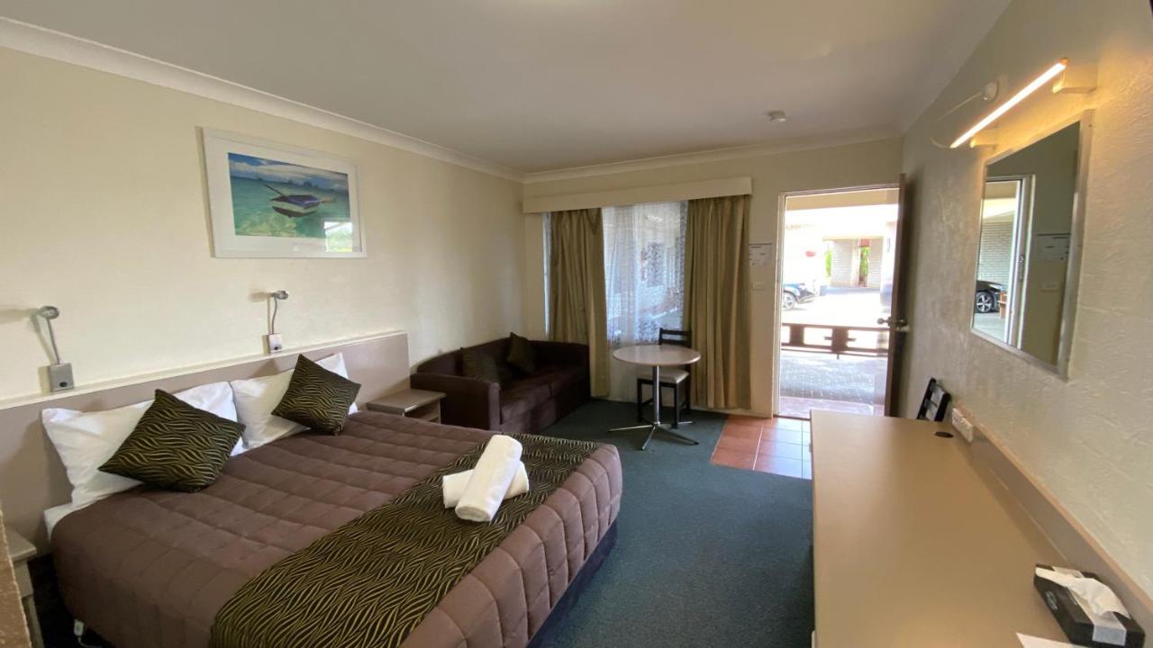 Sapphire City Motor Inn Inverell Bagian luar foto