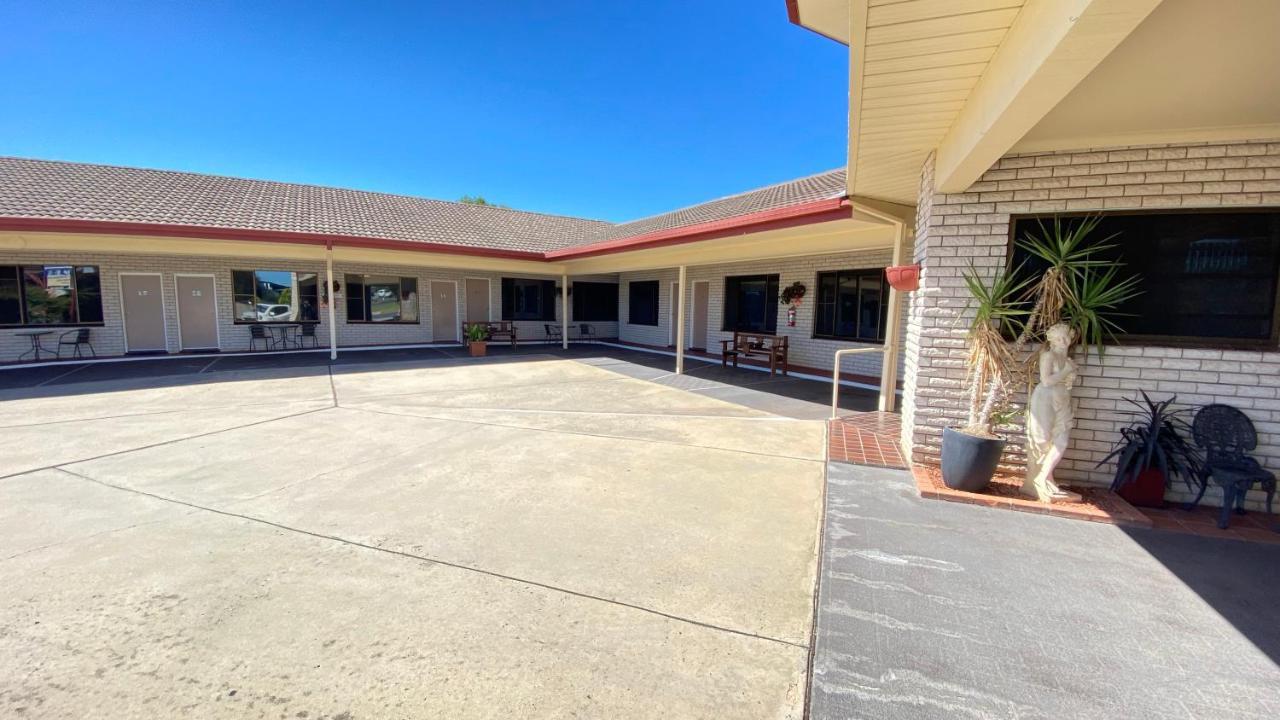 Sapphire City Motor Inn Inverell Bagian luar foto