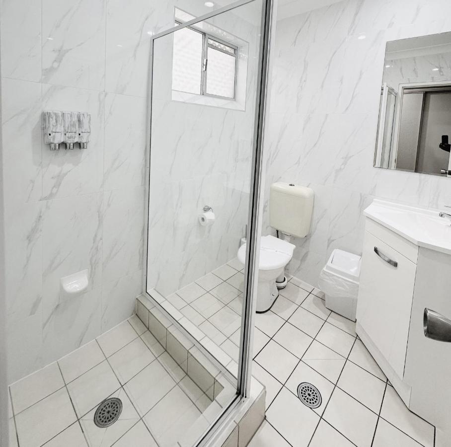 Sapphire City Motor Inn Inverell Bagian luar foto